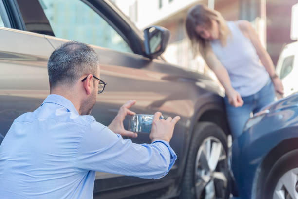 Professional Sr22 Insurance technician working in Manchester, WA